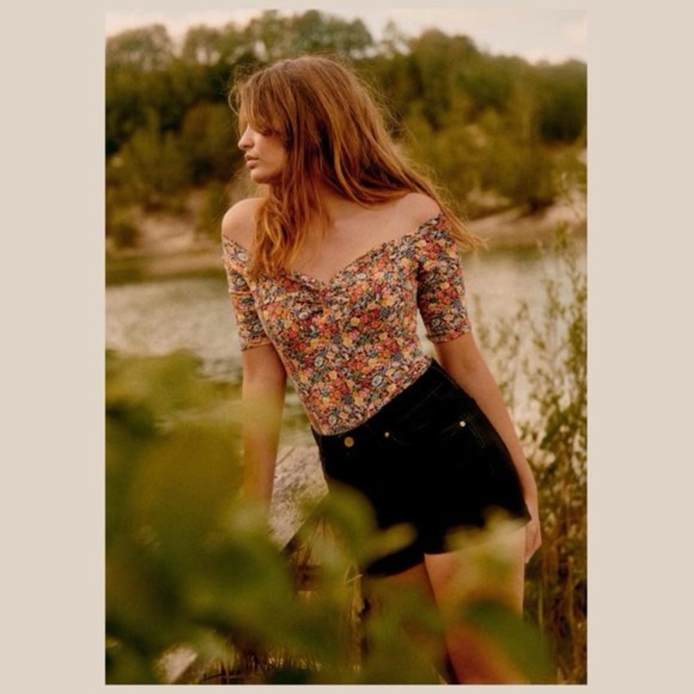Sézane Caro Sunflowers sz Small EUC Floral Off-Shoulder Top